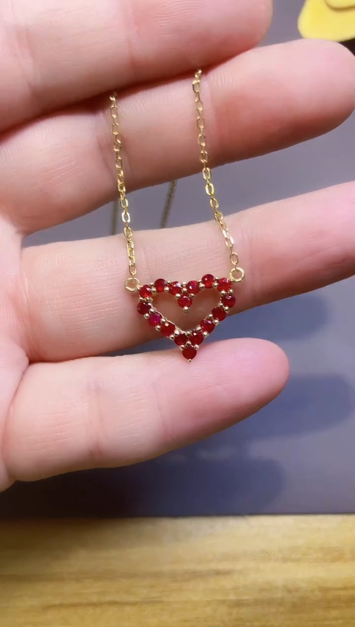 【闪购商品】红宝石吊坠(赠链)银S925镶嵌一条