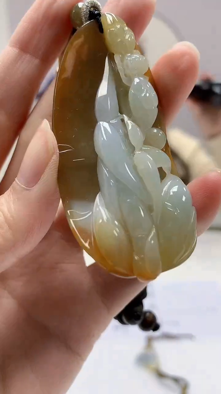 【闪购商品】定制翡翠未镶嵌0405zm-毛货挂件167