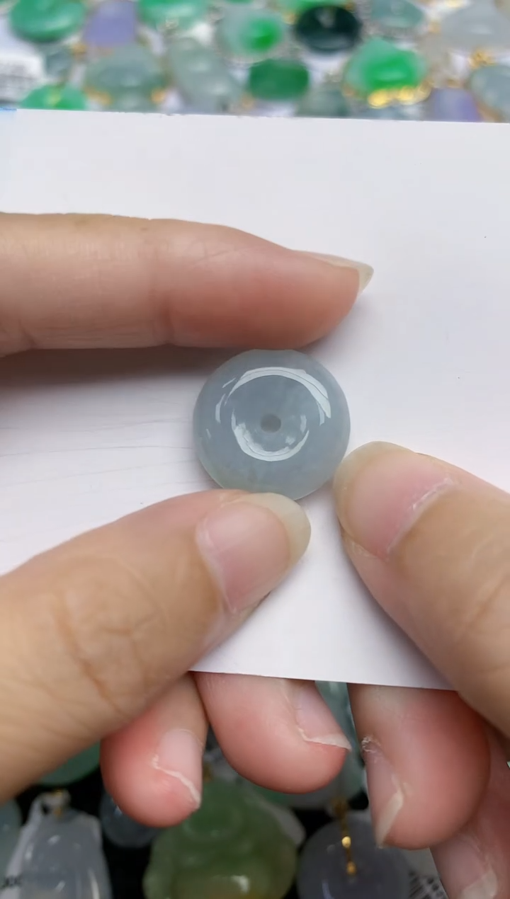 翡翠未镶嵌颈饰天然翡翠A货