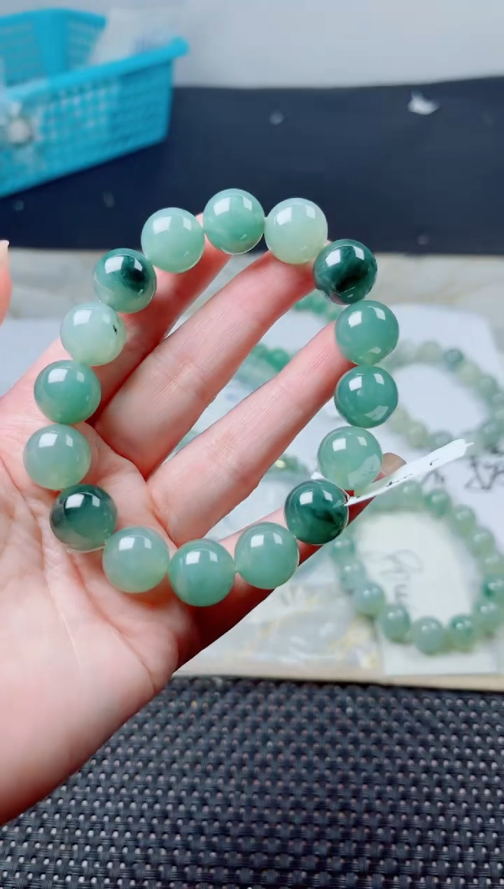 未镶嵌定制翡翠翡翠