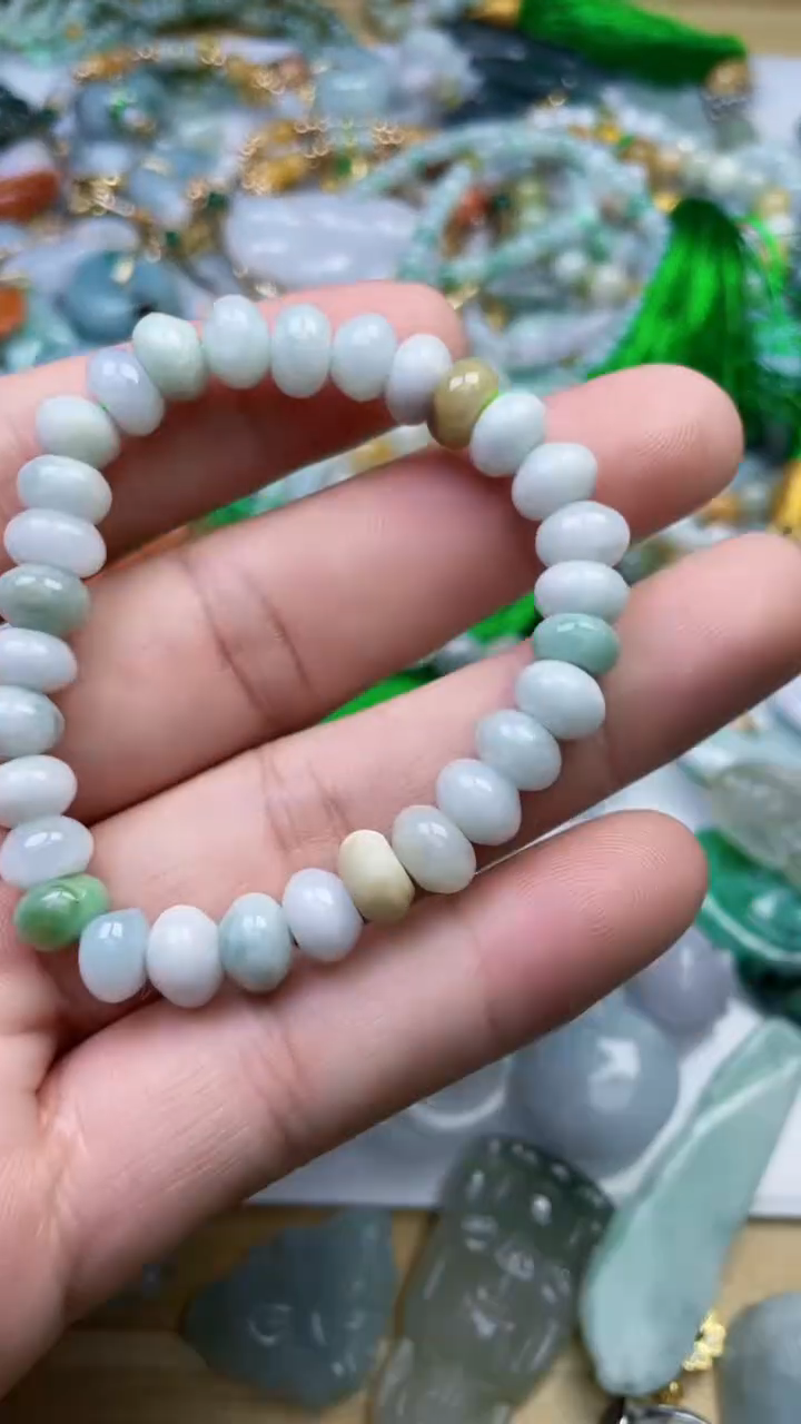 未镶嵌挂件翡翠1