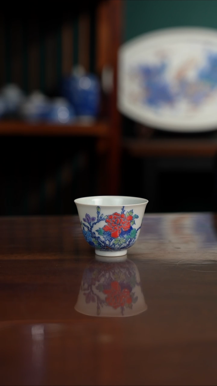 空山明月 新斗彩 牡丹花