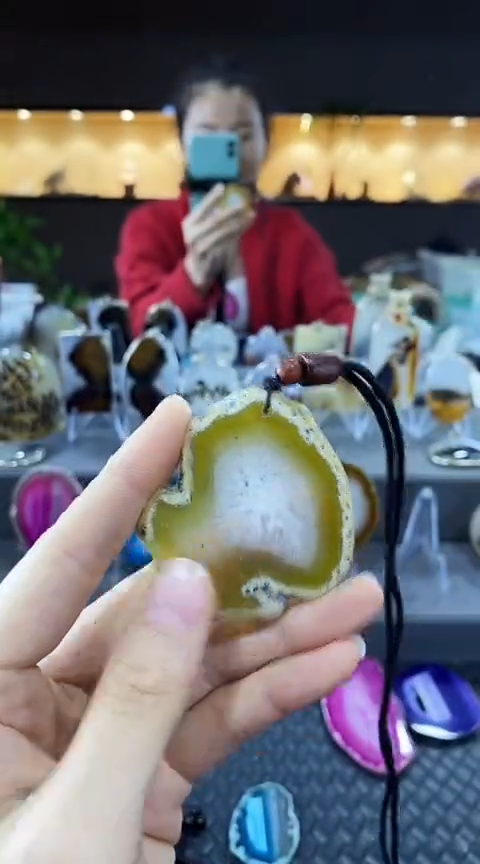 未镶嵌颈饰玛瑙/玉髓姐玛瑙