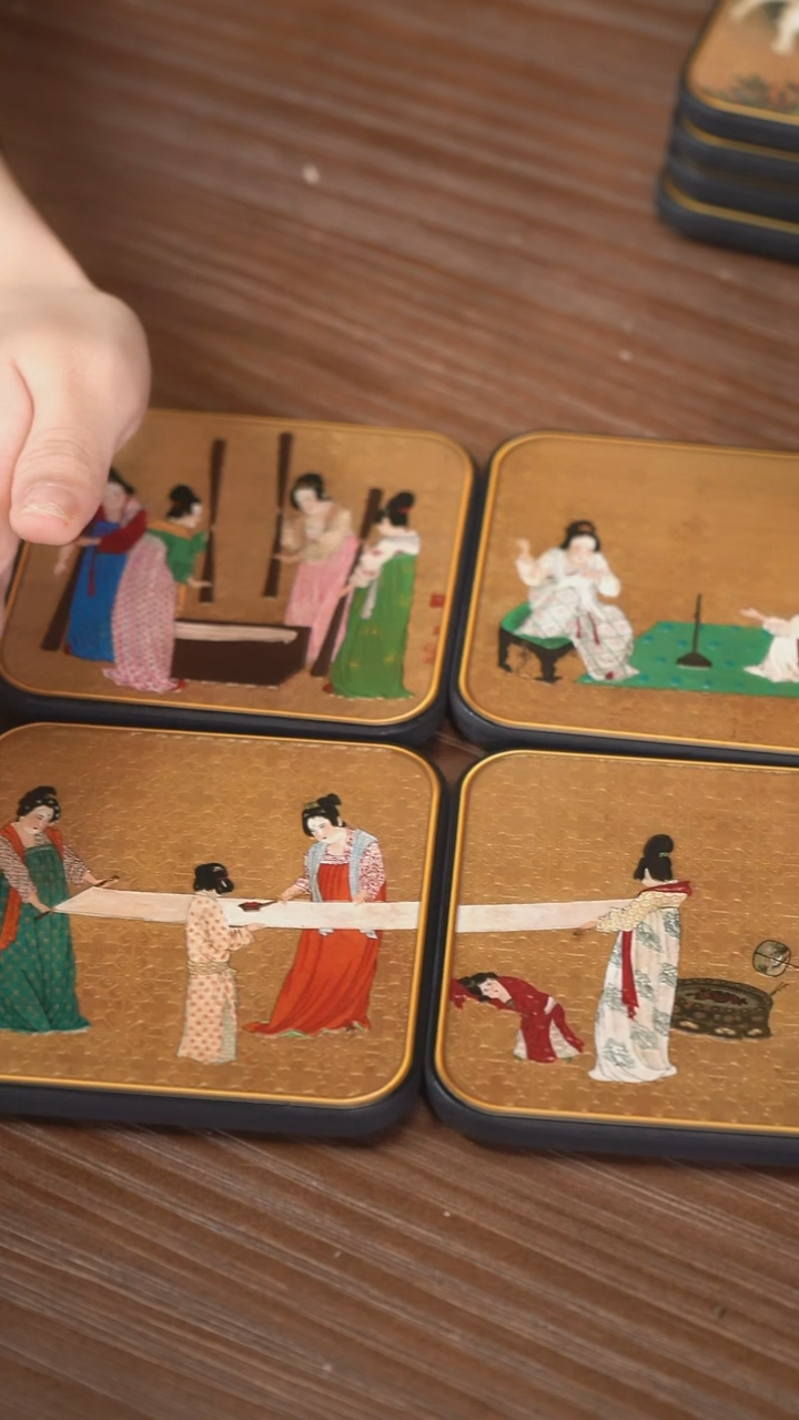 壹藏贰宝捣练图杯垫一套