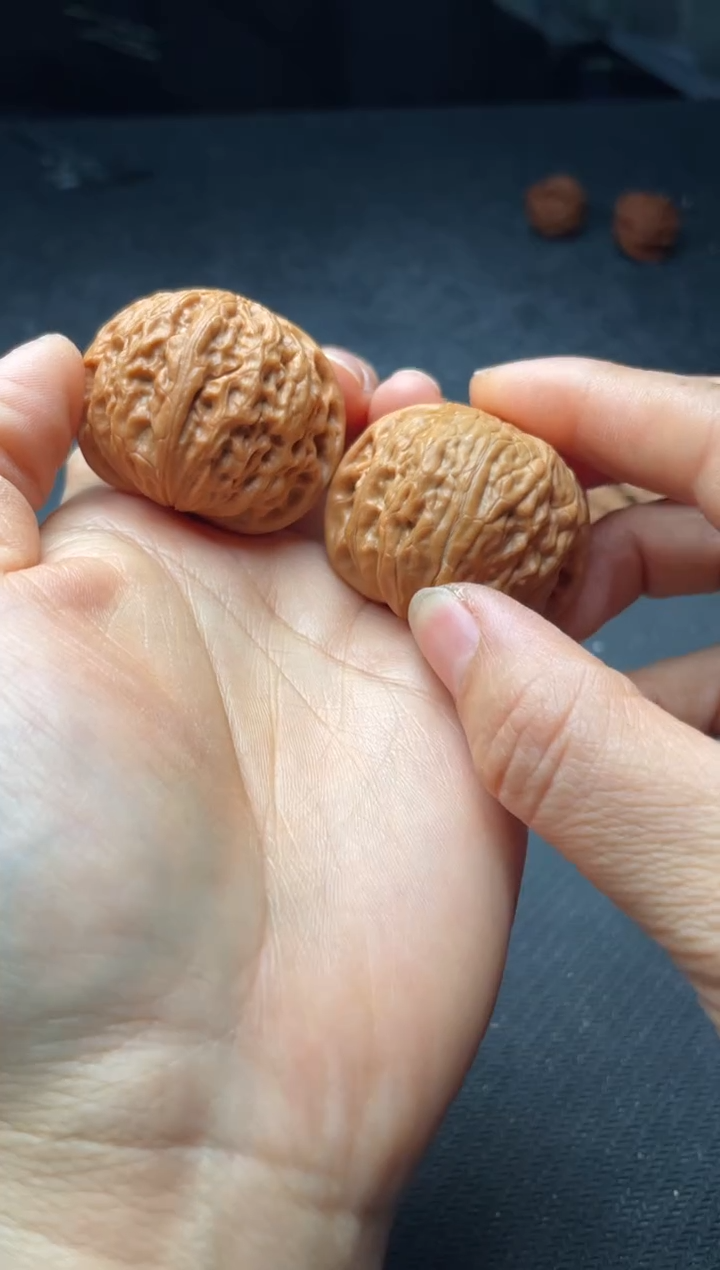 把件文玩核桃w383  铁锤 40尺