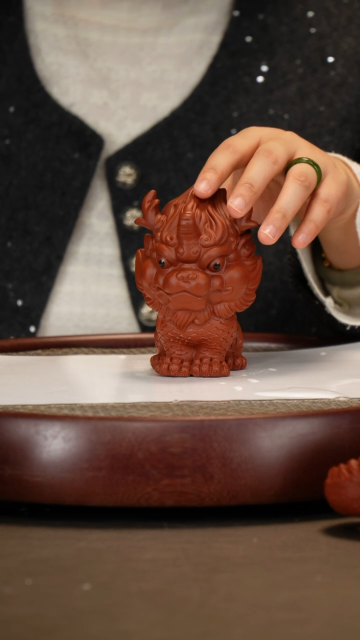 【闪购商品】紫砂茶宠大红袍麒麟