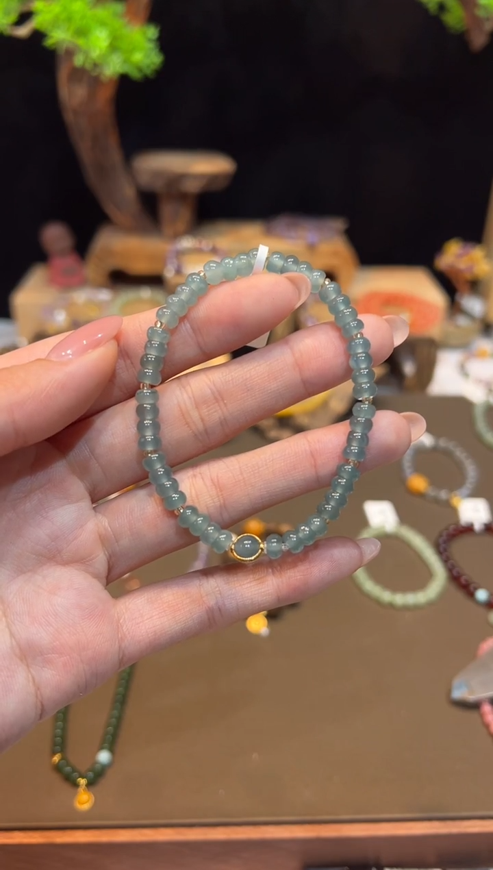 18K金镶嵌翡翠手饰手饰@@A6965