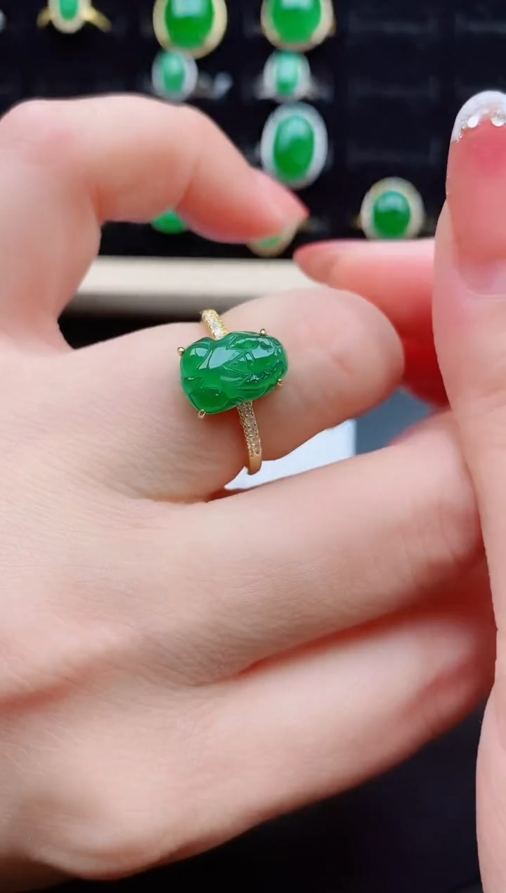 【闪购商品】翡翠戒指银S925镶嵌12121