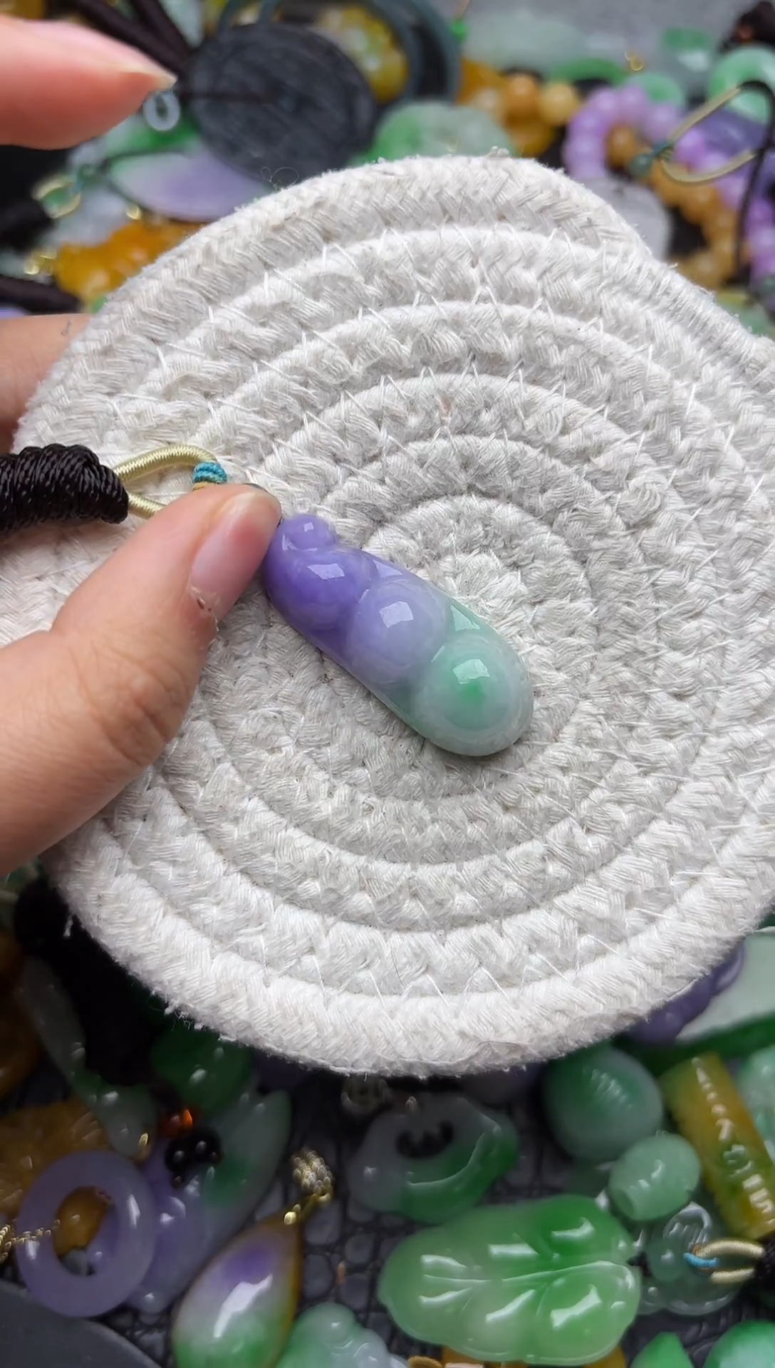 颈饰未镶嵌翡翠缅甸翡翠吊坠