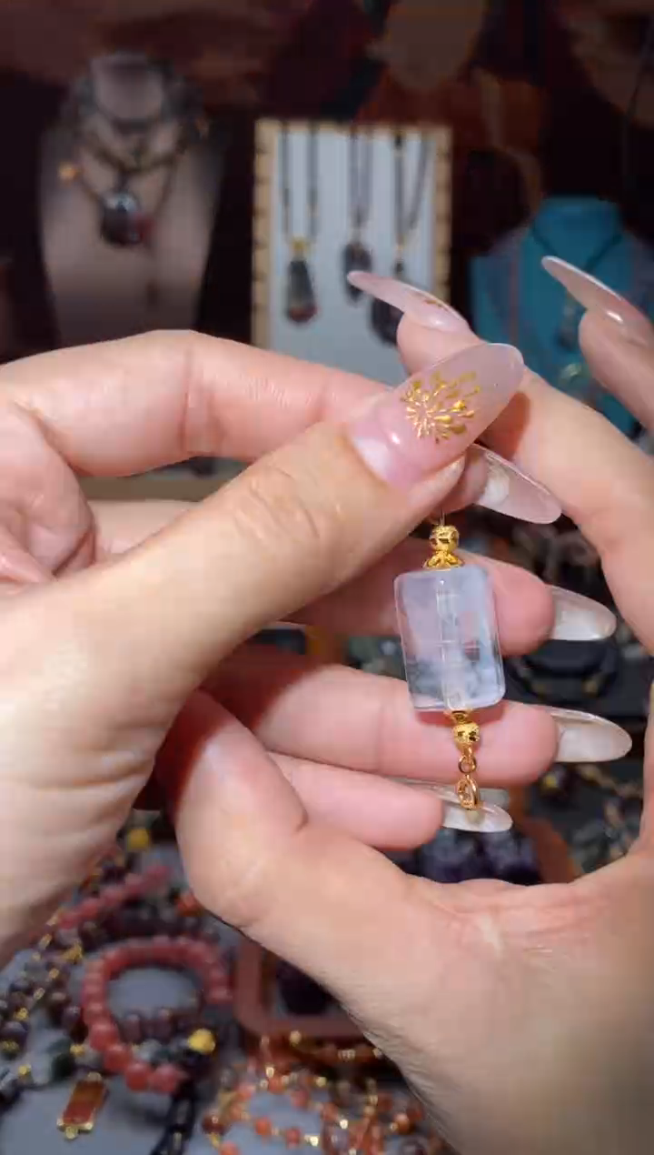 【闪购商品】水晶吊坠未镶嵌蓝针双扣