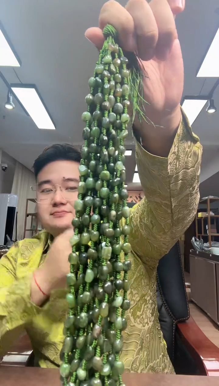 未镶嵌手链和田玉多样性随机发货 
