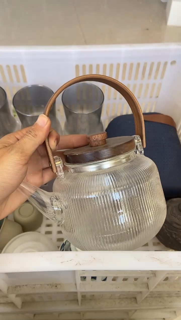 无运费险有瑕疵的摄影的产品有使用过的痕迹有点脏介意勿拍杯