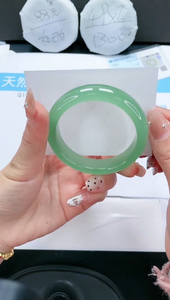 【闪购商品】石英质玉手镯未镶嵌207-54.4