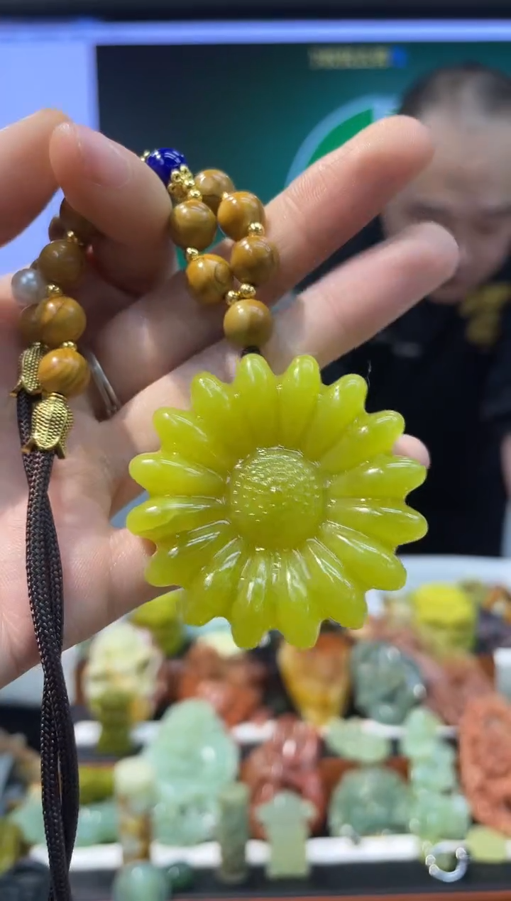 【闪购商品】岫玉吊坠未镶嵌·多样性发货*拍一发一