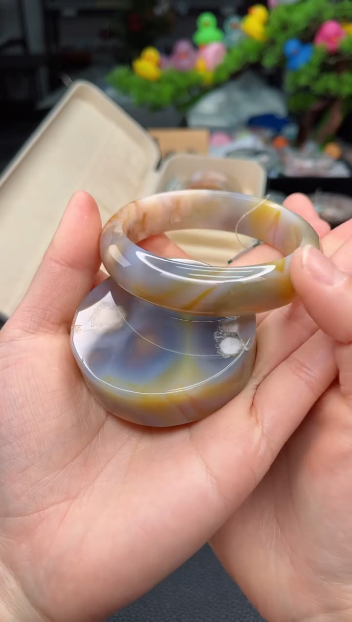 石英质玉未镶嵌手镯60圈口（赠品镯心）3681233