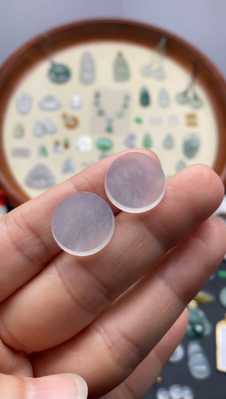 颈饰未镶嵌翡翠冰无事牌1对/芬