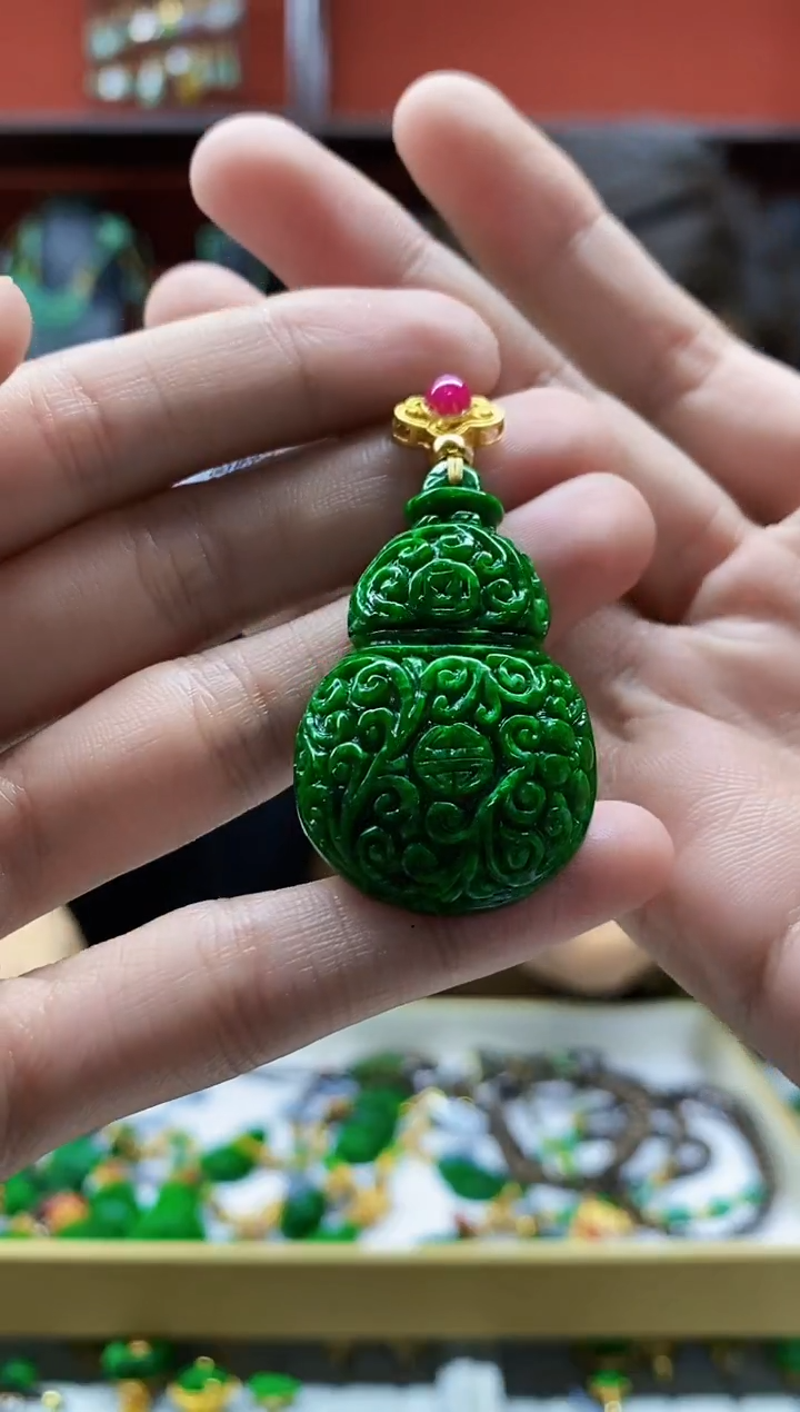 颈饰未镶嵌翡翠翡翠吊坠-16