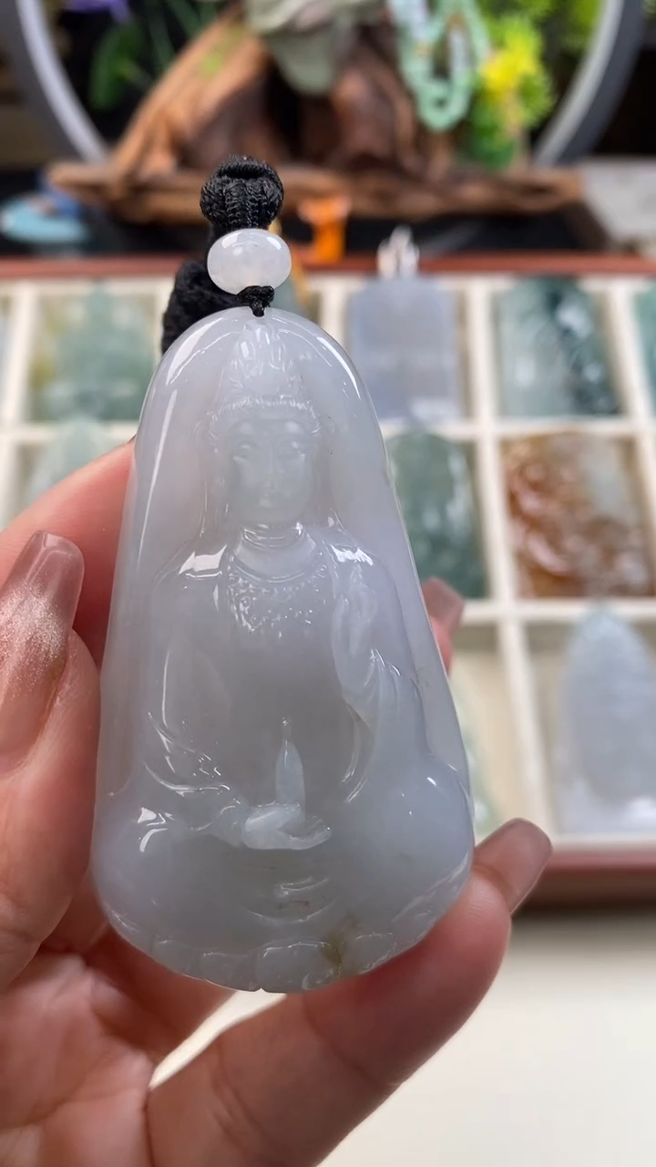 【闪购商品】翡翠颈饰未镶嵌素衣