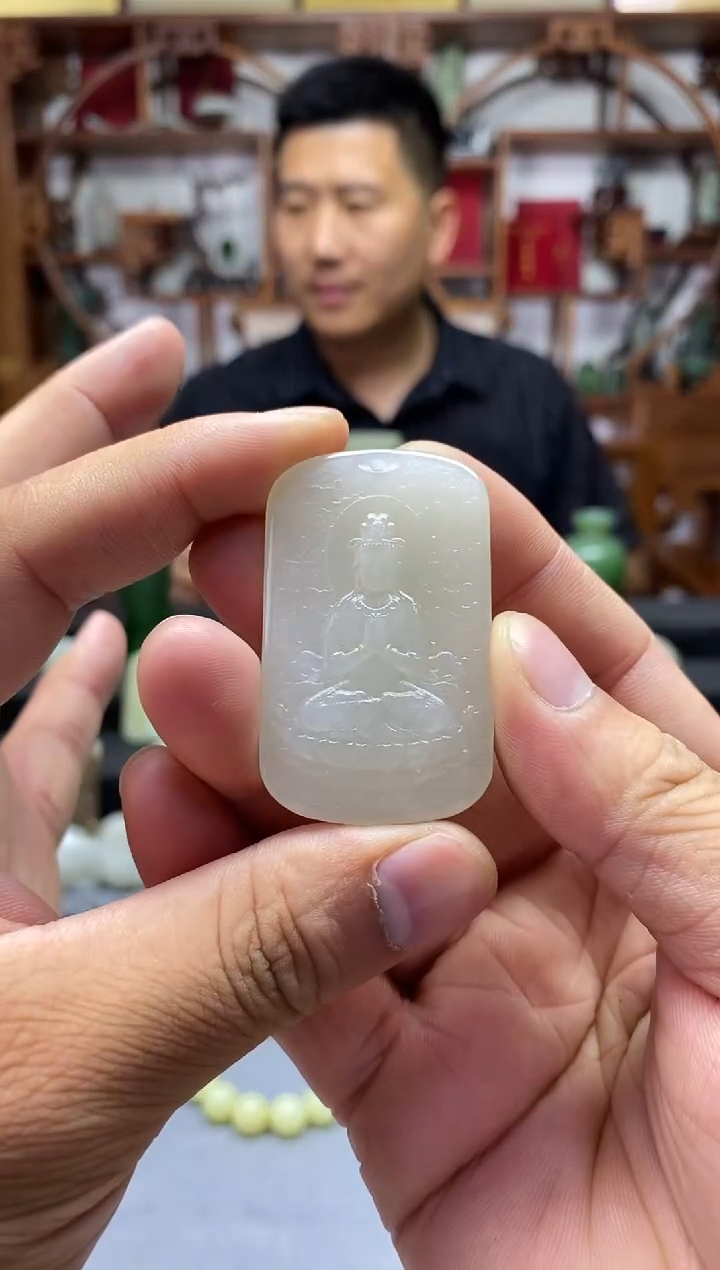 和田玉未镶嵌挂件截屏云纹观音2