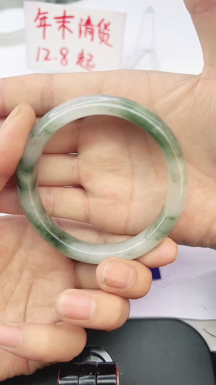 未镶嵌手镯石英质玉37-59/60