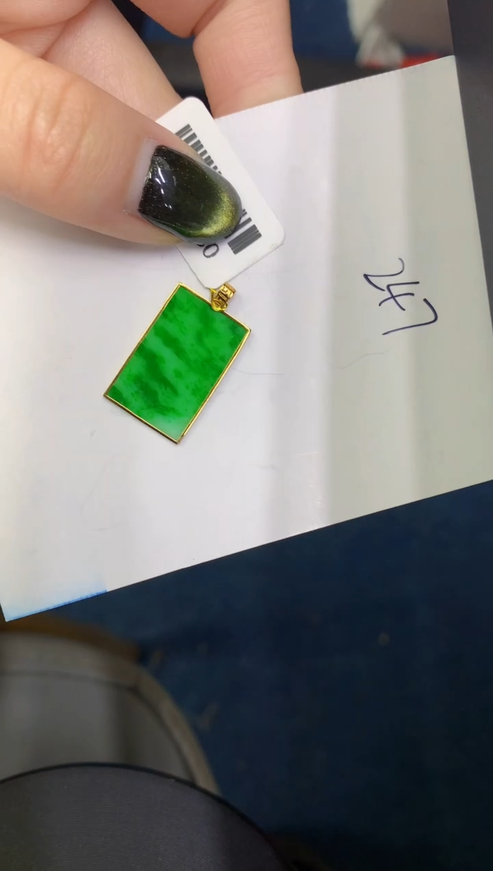 【闪购商品】翡翠颈饰18K金镶嵌0000000000