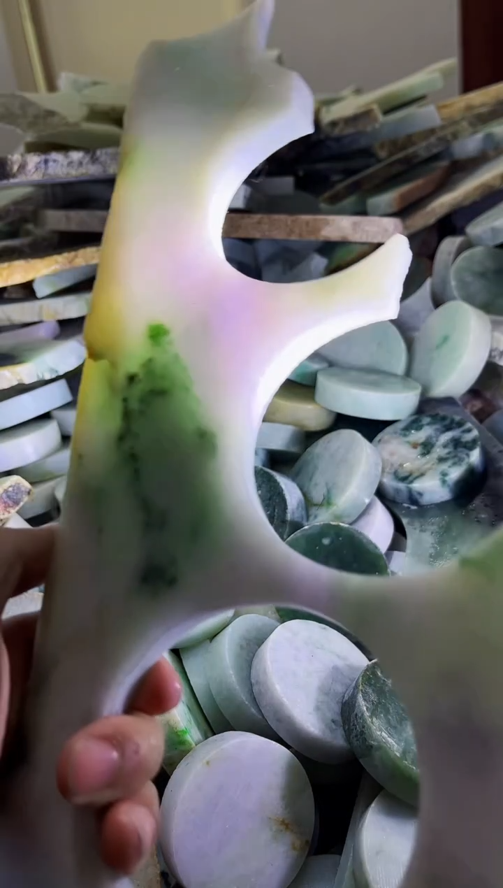 【闪购商品】翡翠耳饰未镶嵌A货康壹473