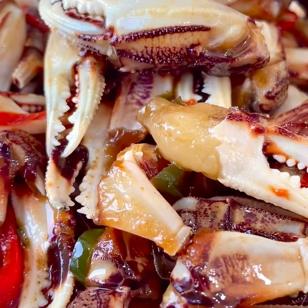 2桶共1300g麻辣花蟹钳 肉质鲜嫩十足 新鲜腌制 顺丰包邮次日达