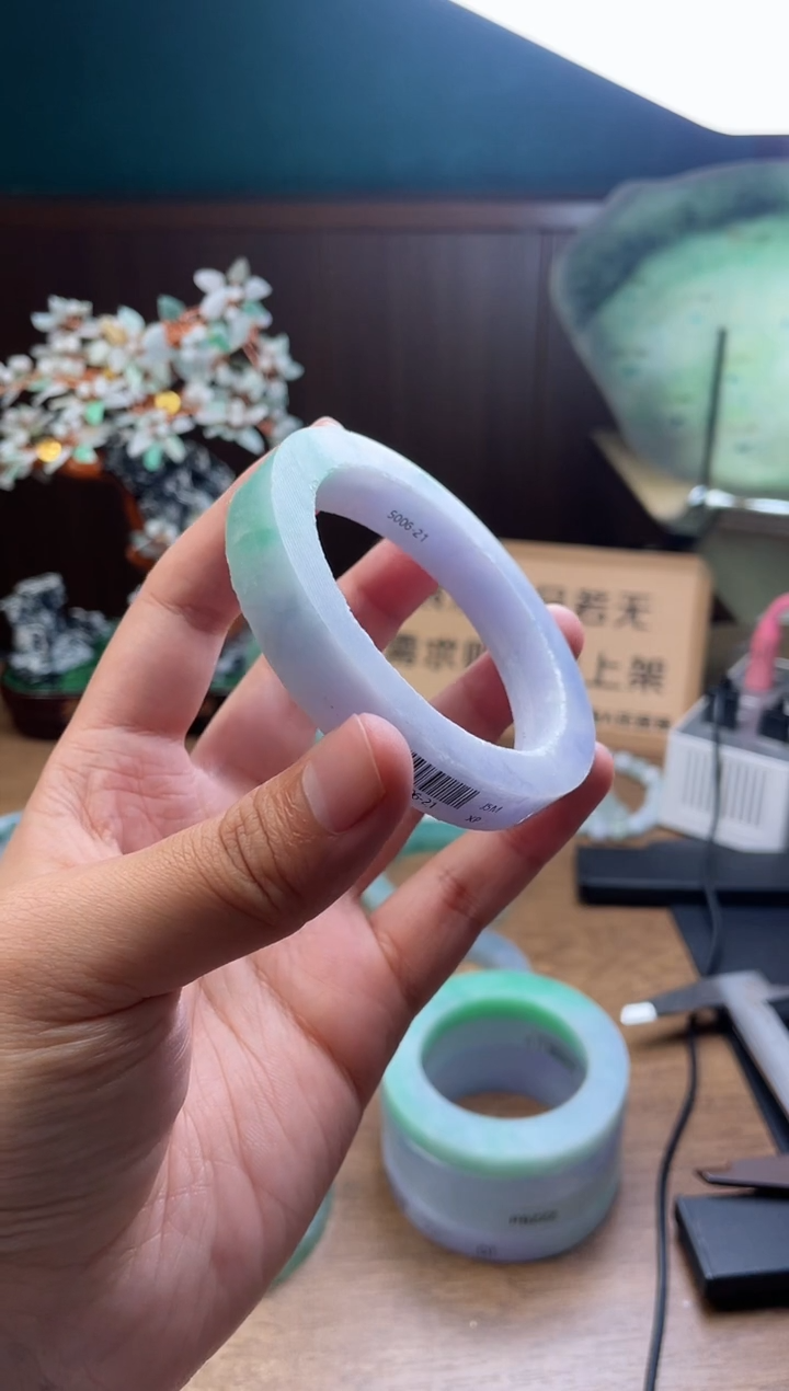 【闪购商品】定制翡翠手镯未镶嵌定制