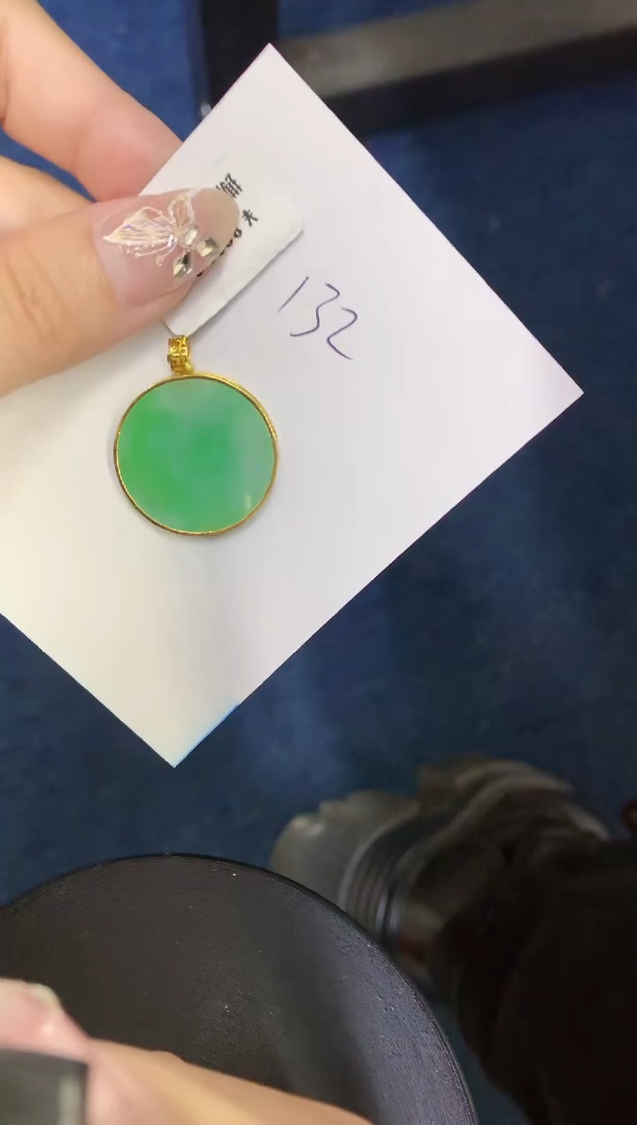 【闪购商品】翡翠颈饰18K金镶嵌0000000000