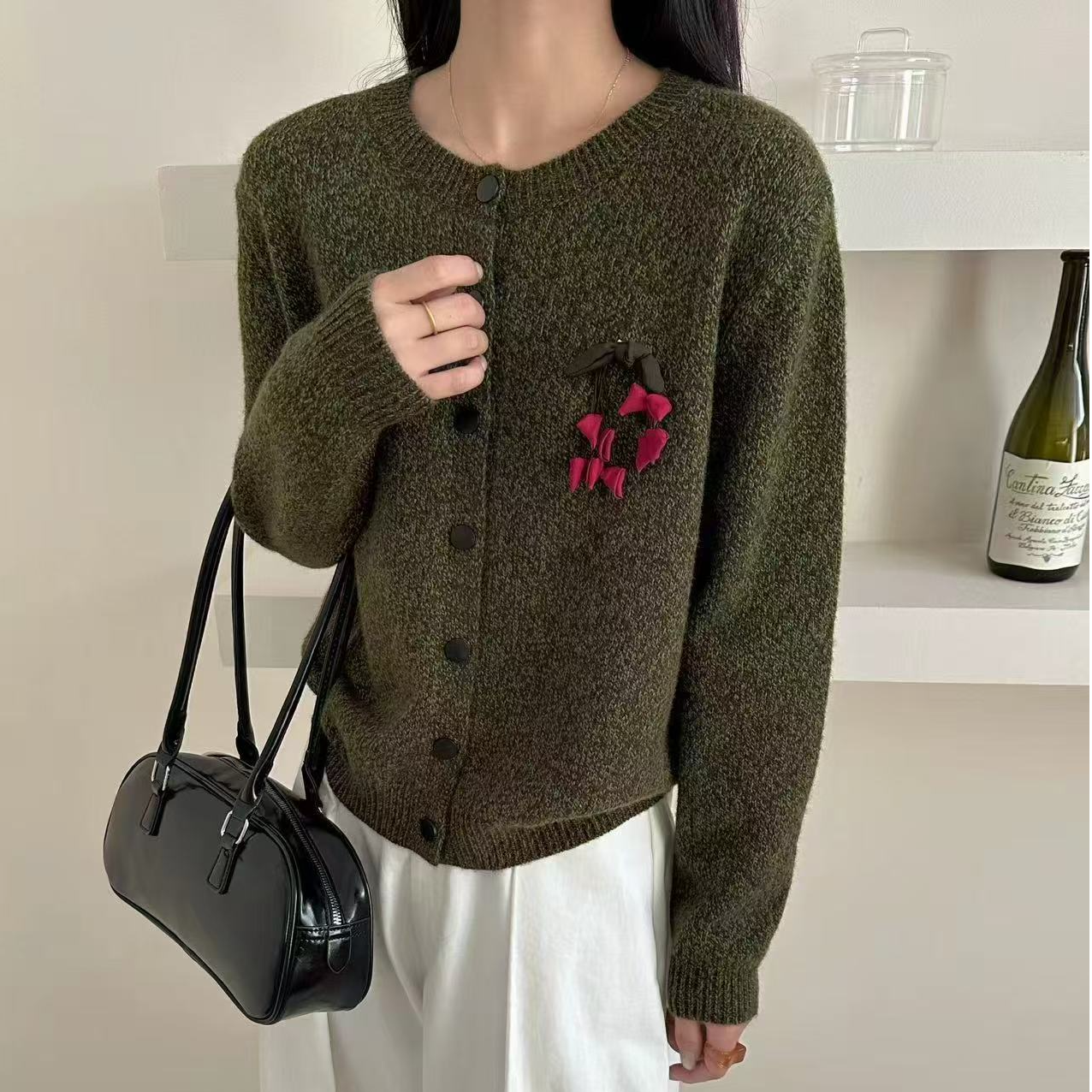时尚韩版休闲宽松圆领针织开衫女上衣