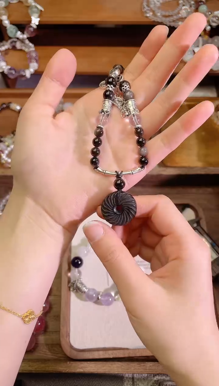 【闪购商品】水晶手链未镶嵌1228多样性发货