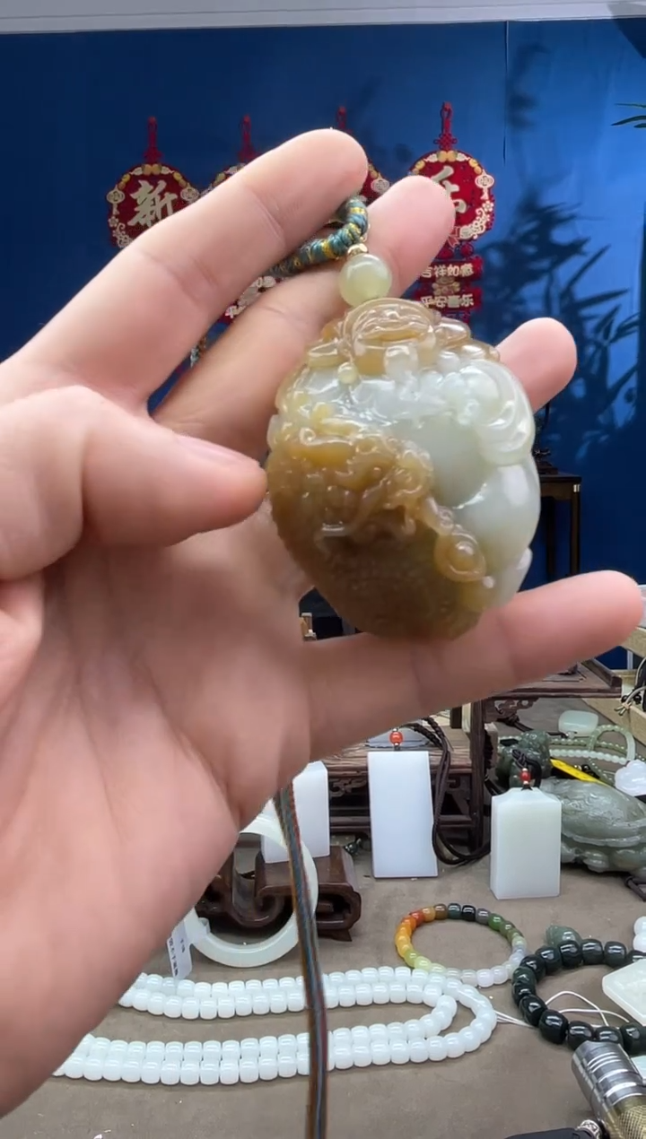 【闪购商品】和田玉颈饰未镶嵌1