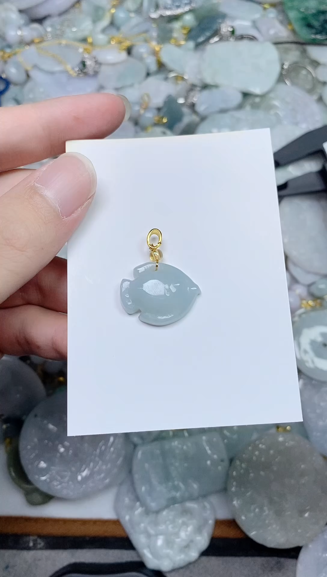 翡翠未镶嵌颈饰33