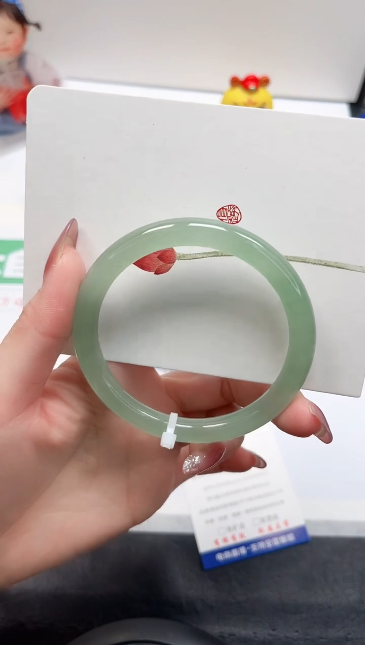 【闪购商品】石英质玉手镯未镶嵌286-60.6