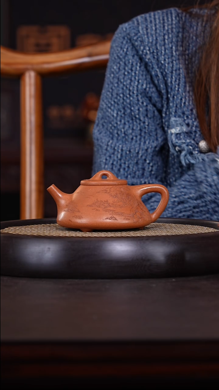 【闪购商品】紫砂茶壶杨志琴26-54子冶石瓢260cc