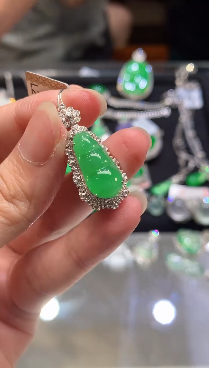 翡翠18K金镶嵌吊坠(不含链)A254|9800