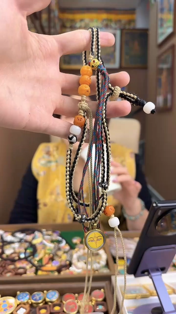 吊坠藏式手工编绳-热贡纯手绘唐卡