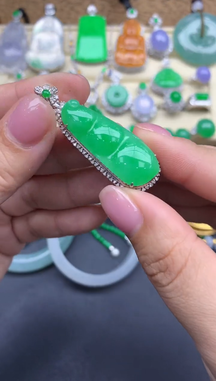 【闪购商品】翡翠颈饰18K金镶嵌541-中国好珍宝