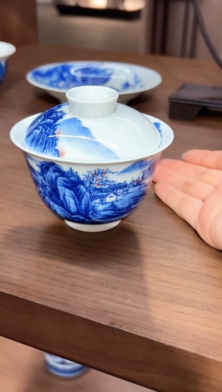 【闪购商品】盖碗青花釉里红山水盖碗