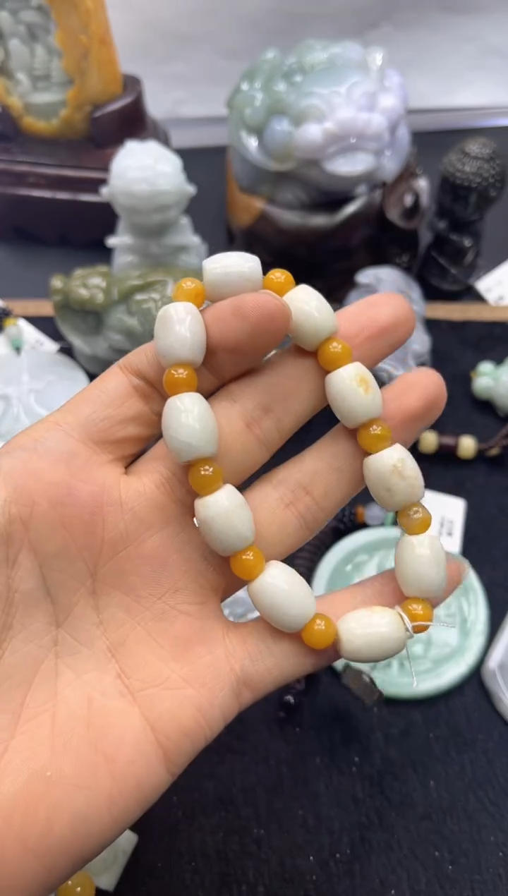 【闪购商品】翡翠颈饰未镶嵌00000188