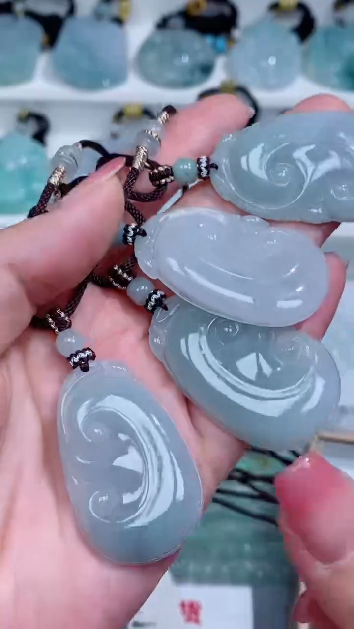 翡翠未镶嵌颈饰吊坠团购多样性发一件