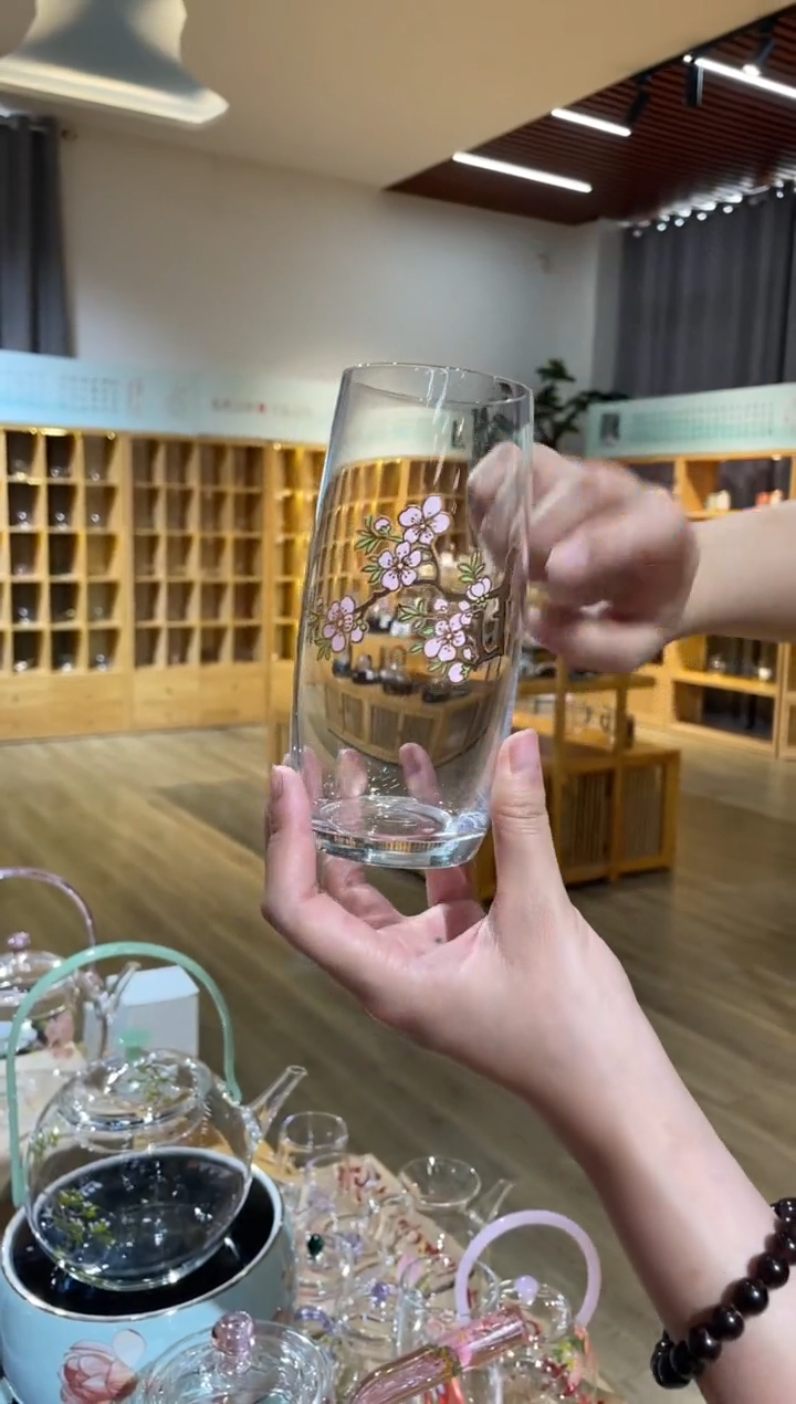 梅花绿茶杯啊啊啊啊