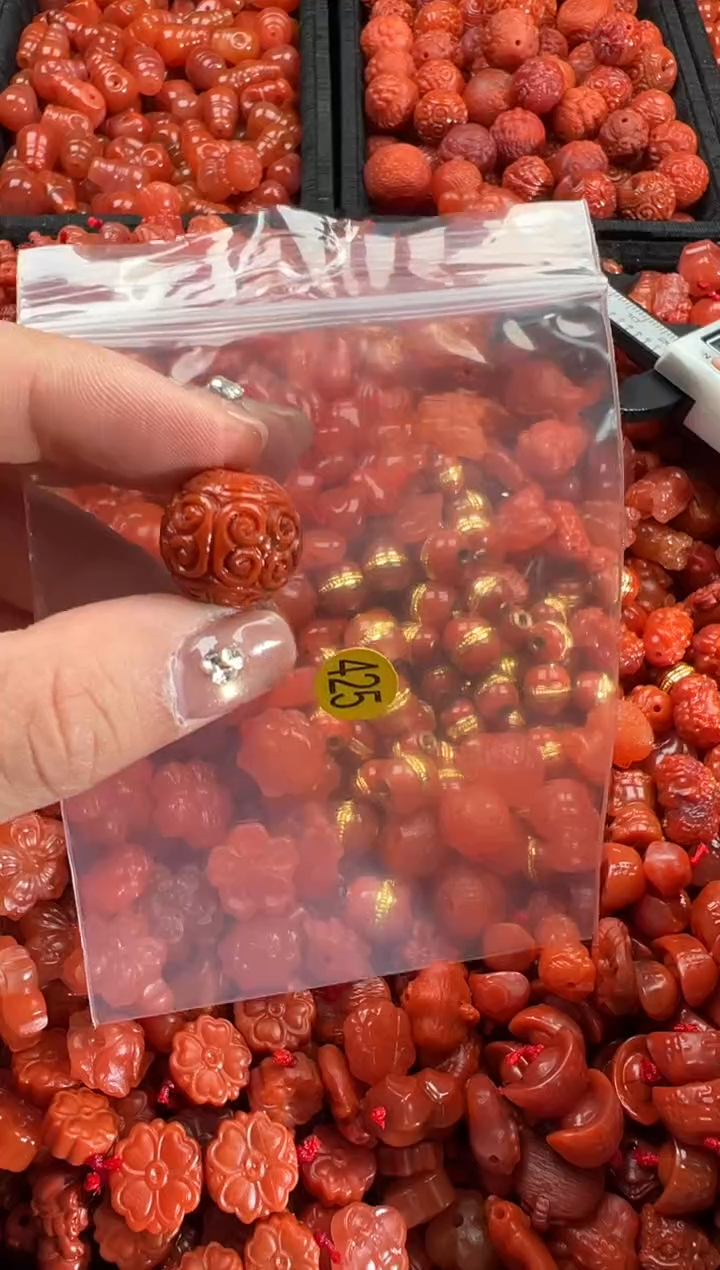【闪购商品】南红玛瑙颈饰未镶嵌1