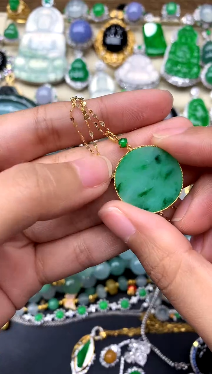 【闪购商品】翡翠颈饰18K金镶嵌245-中国好珍宝