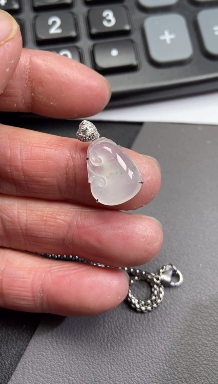 【闪购商品】翡翠颈饰18K金镶嵌如意
