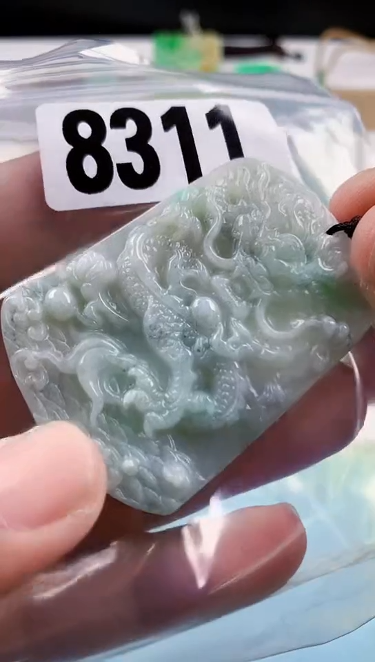 【闪购商品】翡翠挂件未镶嵌天然翡翠吊坠挂件