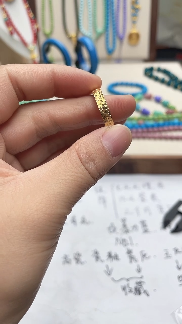 珍藏特色绿色高瓷