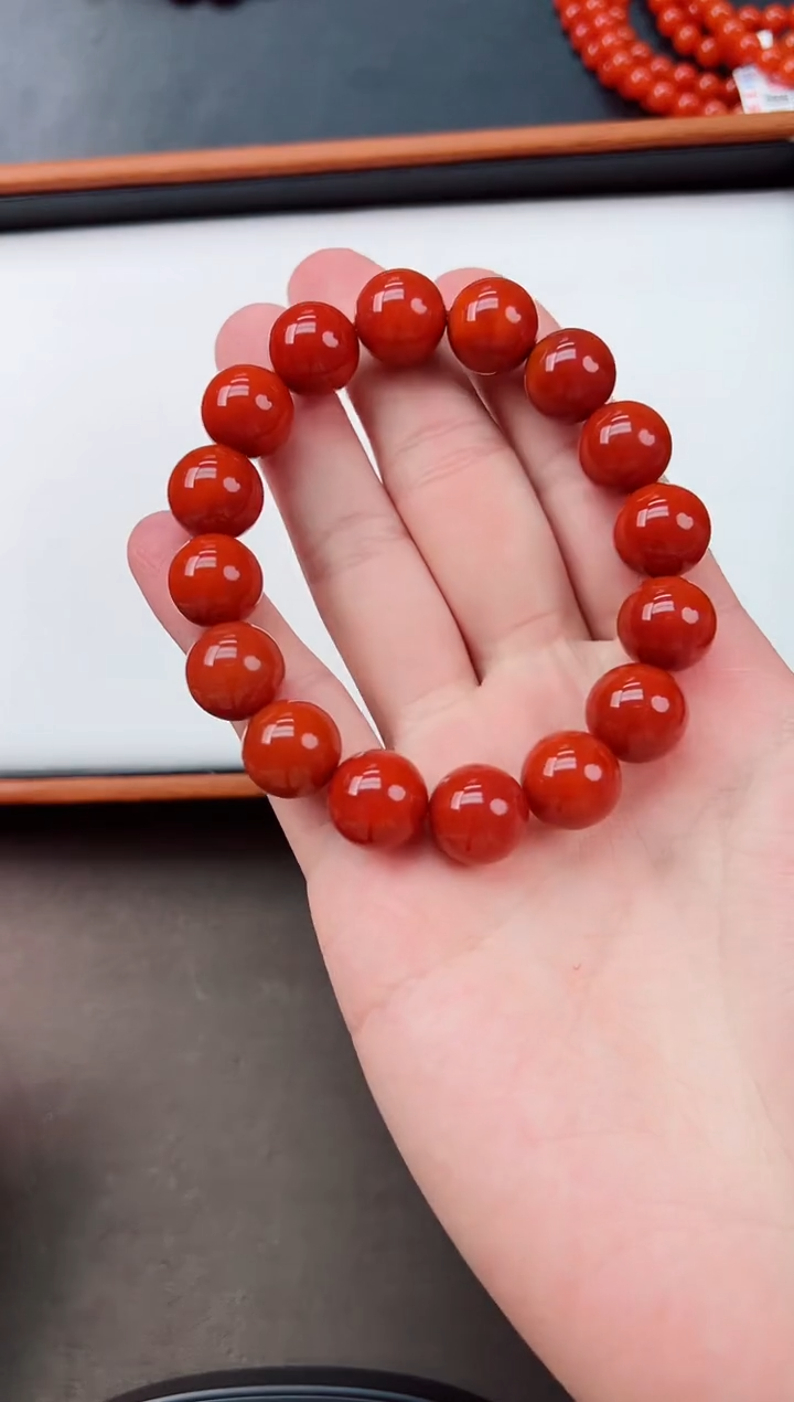 【闪购商品】南红玛瑙手串未镶嵌阿东寨亮光高品13+一条