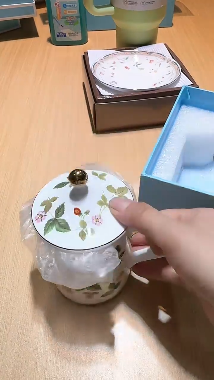 【闪购商品】瓷片锅碗瓢盆一件不剩