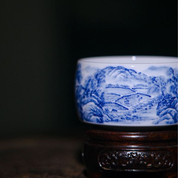 景德镇九段烧妙手青花青花春景缠枝可乐杯手绘陶瓷主人杯禅定杯A4